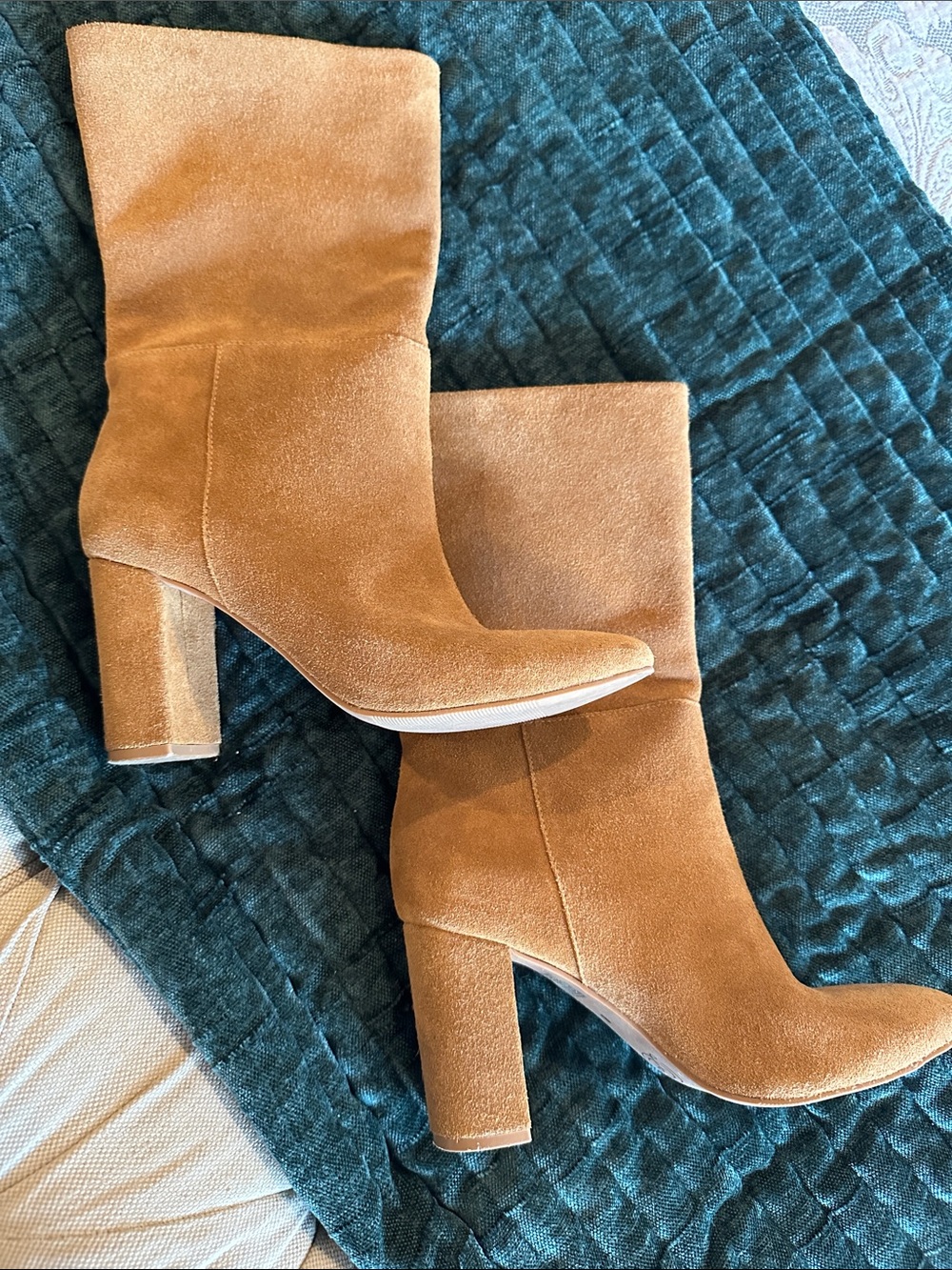 Women's Suede Block Heel Mid-Calf Boot - Tan